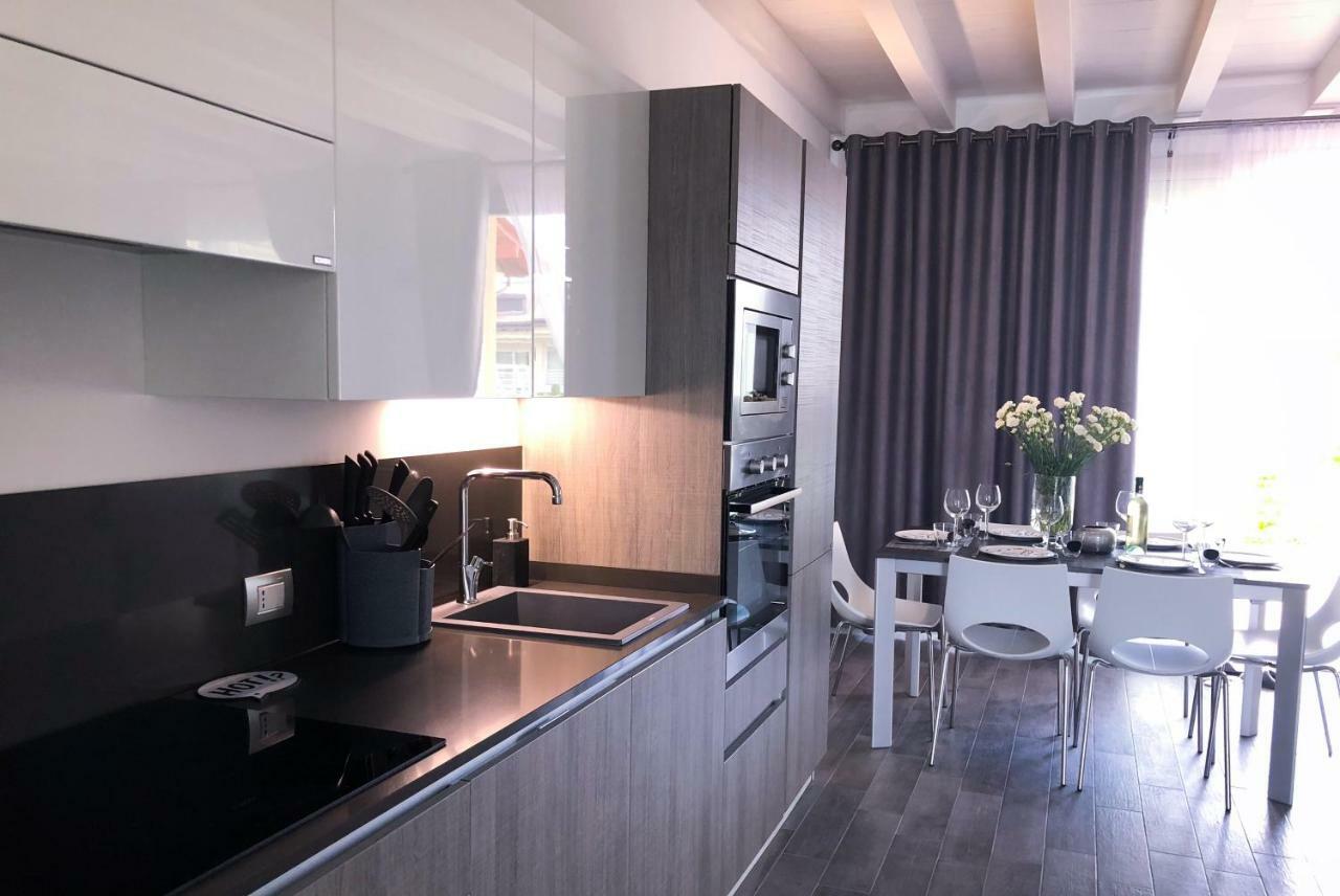 Paradise Luxury Apartments Sirmione Exterior photo